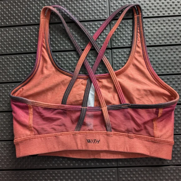 Peloton Ombre Pink and Black Activewear Set - Picture 4 of 7